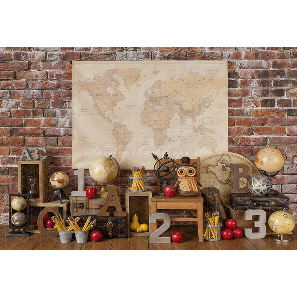 Vintage World Map Globes Geogr - مراجعة Photography Mapped وسعره